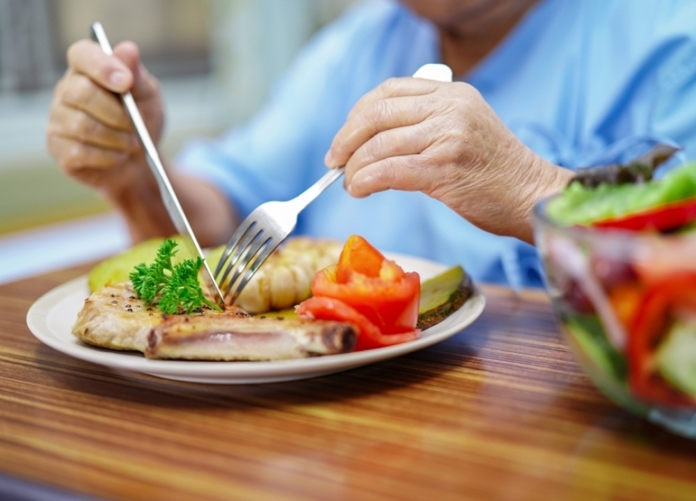 Deficiência nutricional: como ela pode afetar a saúde do idoso e como enfrentar essa questão