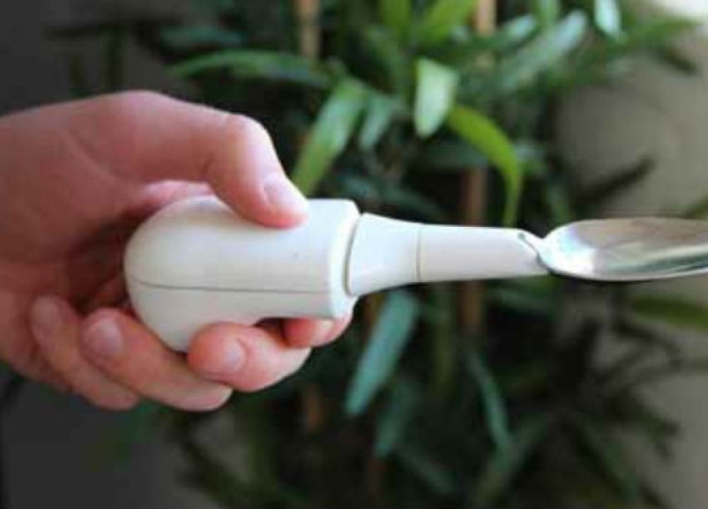 Utensílios adaptados no Parkinson: mais autonomia nas pequenas tarefas do dia a dia
